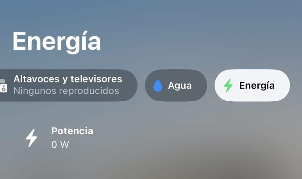 Pestaña Energía de la app Casa en iOS 27 mostrando la potencia de los accesorios del hogar