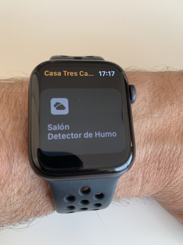 Estado de los dispositivos en la app Casa del Apple Watch